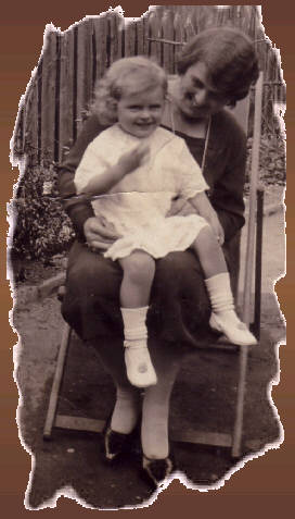 Violet with daughter Barbara